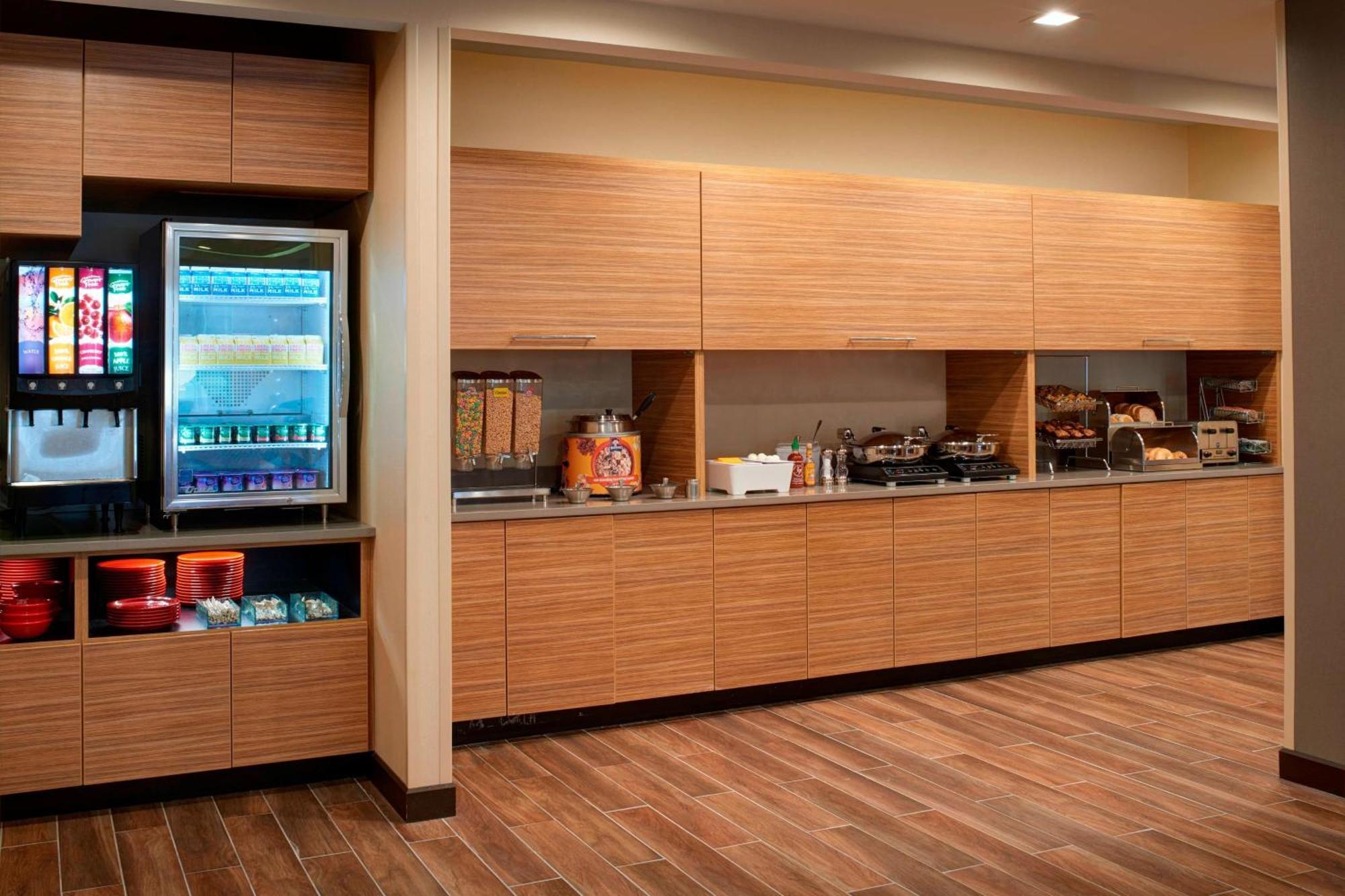 Hotel Towneplace By Marriott Grand Rapids Airport 3*